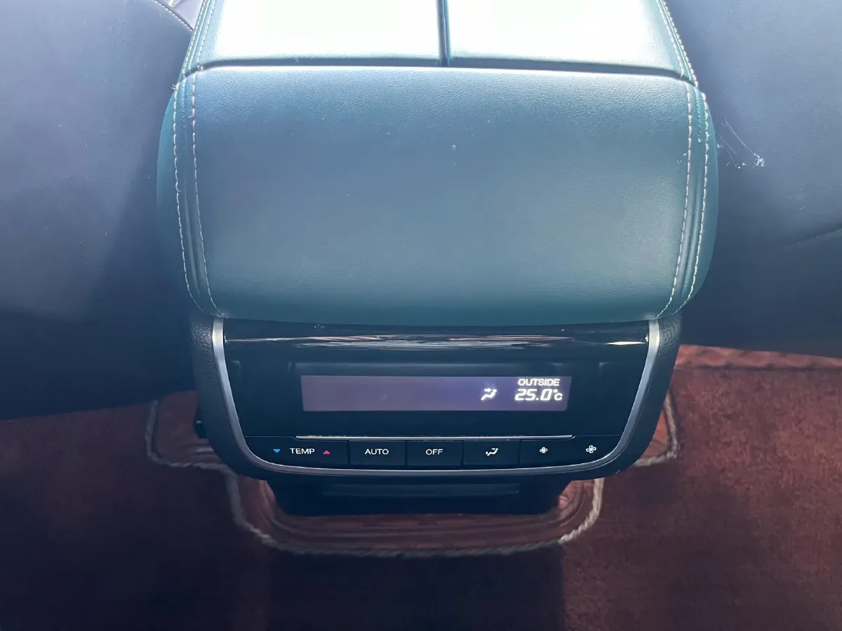 2022 GAC Trumpchi GS8 2.0T 252HP L4 8AT,autocango,china used car exporter,china ev exporter,chinese used car exporter,chinese used ev exporter
