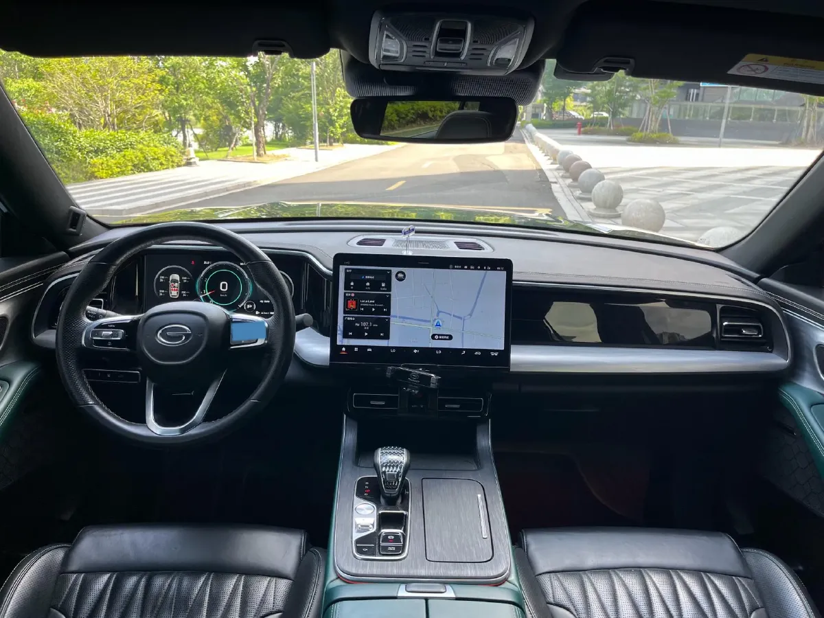 2022 GAC Trumpchi GS8 2.0T 252HP L4 8AT,autocango,china used car exporter,china ev exporter,chinese used car exporter,chinese used ev exporter
