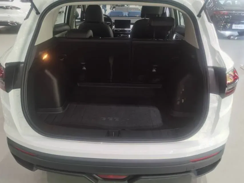 2025 Geely Coolray 1.5L 126HP L4 CVT,autocango,china used car exporter,china ev exporter,chinese used car exporter,chinese used ev exporter