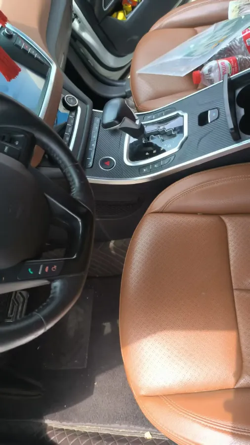 2018 Landwind X7 1.5T 163HP L4 8AT,autocango,china used car exporter,china ev exporter,chinese used car exporter,chinese used ev exporter