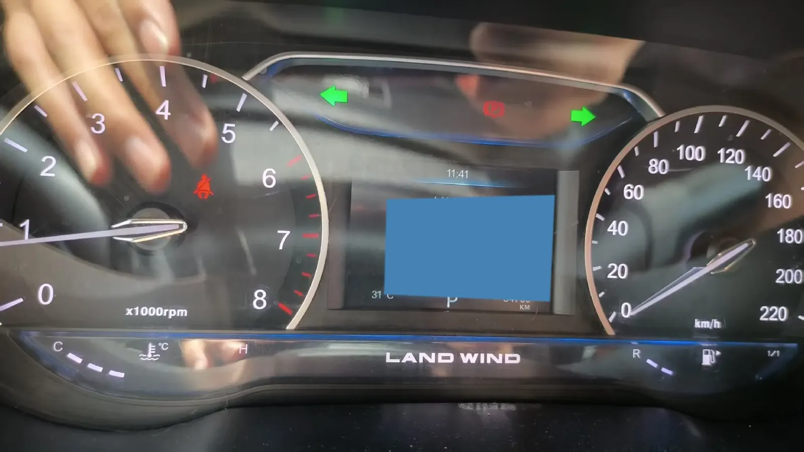 2018 Landwind X7 1.5T 163HP L4 8AT,autocango,china used car exporter,china ev exporter,chinese used car exporter,chinese used ev exporter