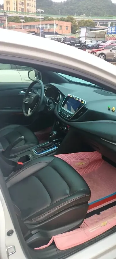 2019 Chevrolet Monza 1.3T 163HP L3 6AT,autocango,china used car exporter,china ev exporter,chinese used car exporter,chinese used ev exporter
