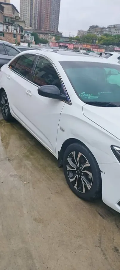 2019 Chevrolet Monza 1.3T 163HP L3 6AT,autocango,china used car exporter,china ev exporter,chinese used car exporter,chinese used ev exporter