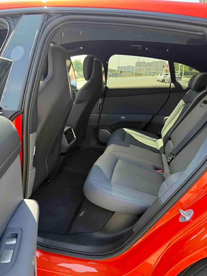 2025 MI YU7 BEV 96.3KWH,autocango,china used car exporter,china ev exporter,chinese used car exporter,chinese used ev exporter