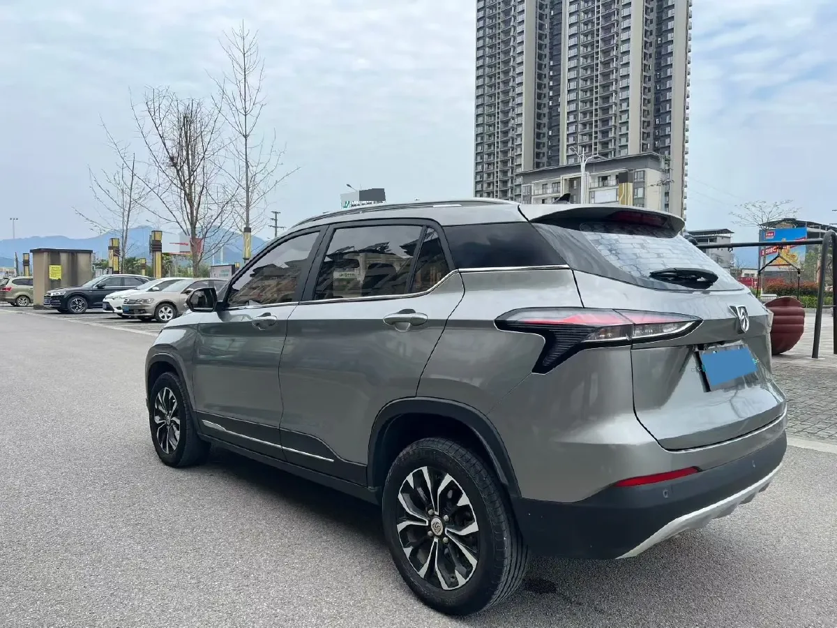 2019 Bestune X40 1.6L 114HP L4 5MT,autocango,china used car exporter,china ev exporter,chinese used car exporter,chinese used ev exporter