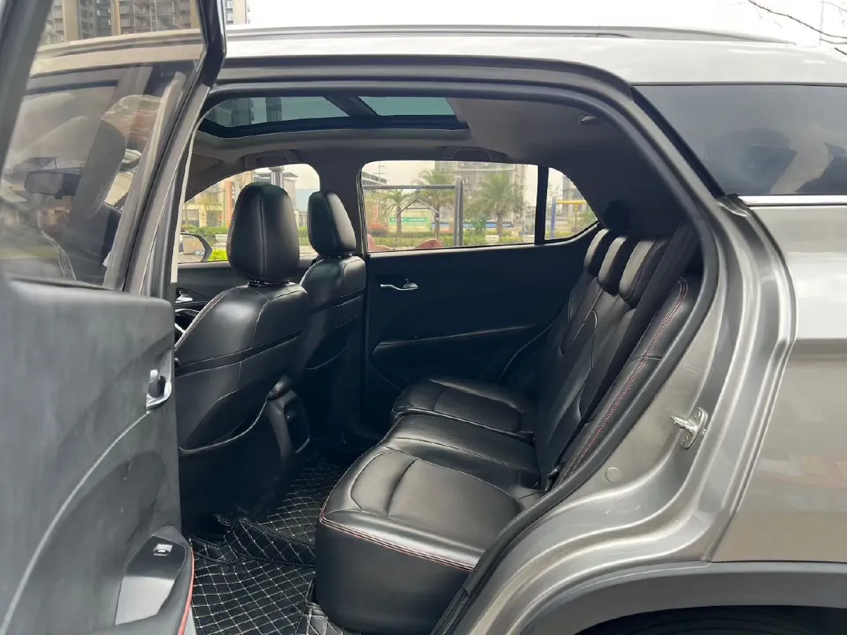 2019 Bestune X40 1.6L 114HP L4 5MT,autocango,china used car exporter,china ev exporter,chinese used car exporter,chinese used ev exporter