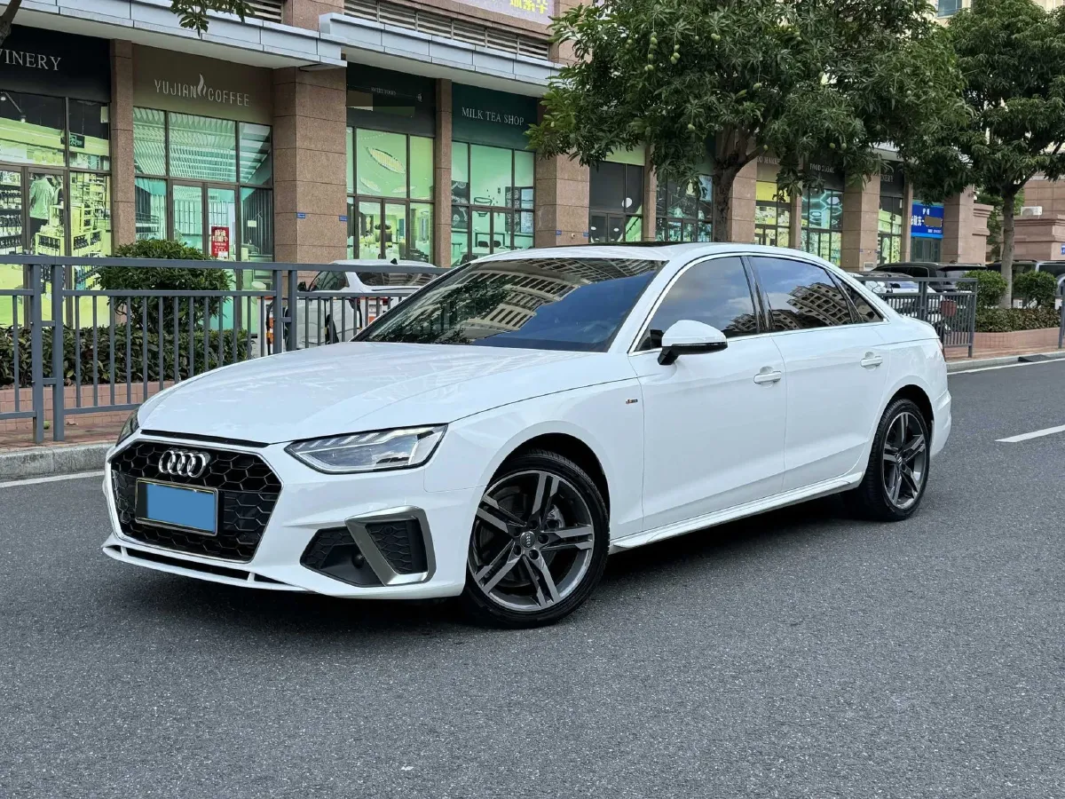 2020 Audi A4L 2.0T 190HP L4 7DCT,autocango,china used car exporter,china ev exporter,chinese used car exporter,chinese used ev exporter
