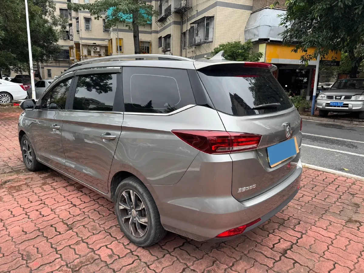 2018 BaoJun 360 1.5L 112HP L4 6MT,autocango,china used car exporter,china ev exporter,chinese used car exporter,chinese used ev exporter