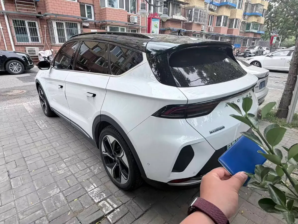 2021 ARCFOX αT BEV 94.5KWH,autocango,china used car exporter,china ev exporter,chinese used car exporter,chinese used ev exporter