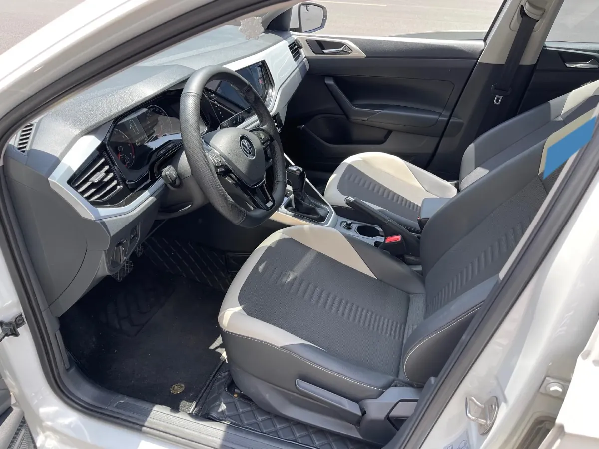 2021 Haval H6 1.5T 169HP L4 7DCT,autocango,china used car exporter,china ev exporter,chinese used car exporter,chinese used ev exporter