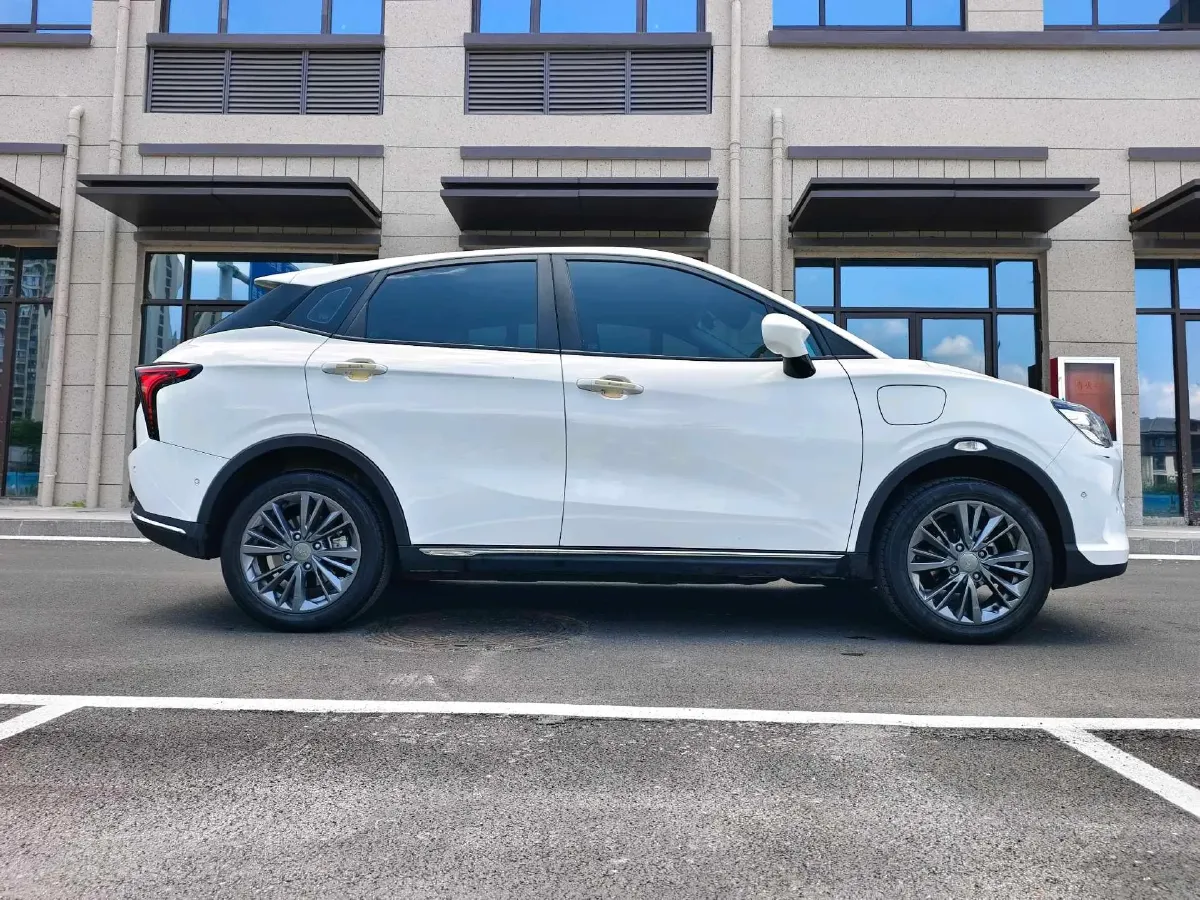 2022 ChangAn Oshan X7 Plus 1.5T 188HP L4 7DCT,autocango,china used car exporter,china ev exporter,chinese used car exporter,chinese used ev exporter