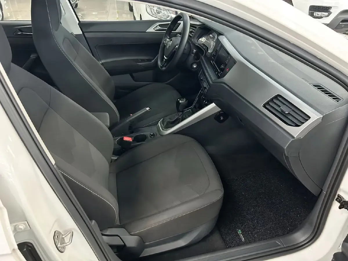 2019 Volkswagen Polo 1.5L 113HP L4 6AT,autocango,china used car exporter,china ev exporter,chinese used car exporter,chinese used ev exporter
