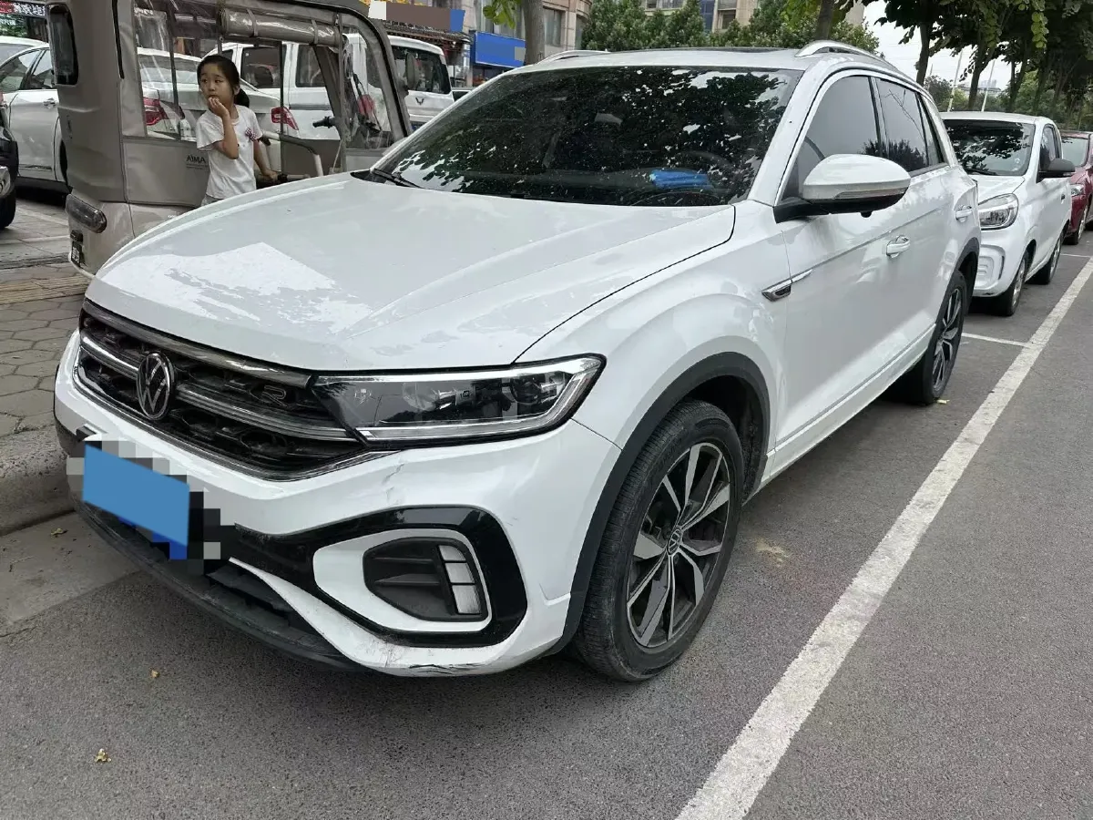 2023 Volkswagen T-Roc 1.5T 160HP L4 7DCT,autocango,china used car exporter,china ev exporter,chinese used car exporter,chinese used ev exporter