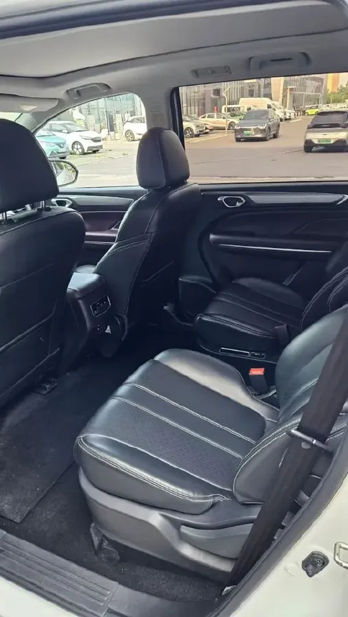 2021 GAC Trumpchi M6 1.5T 169HP L4 7DCT,autocango,china used car exporter,china ev exporter,chinese used car exporter,chinese used ev exporter