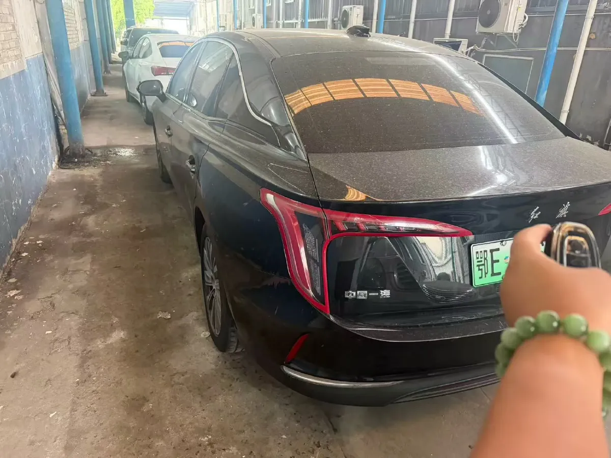 2024 HongQi E-QM5 BEV 60KWH,autocango,china used car exporter,china ev exporter,chinese used car exporter,chinese used ev exporter
