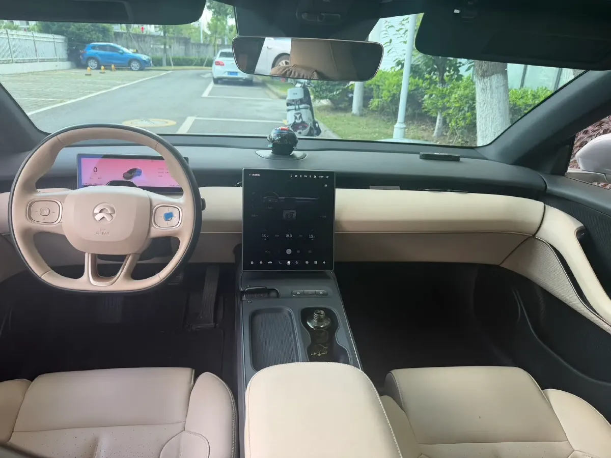 2024 NIO ET5 BEV 75KWH,autocango,china used car exporter,china ev exporter,chinese used car exporter,chinese used ev exporter