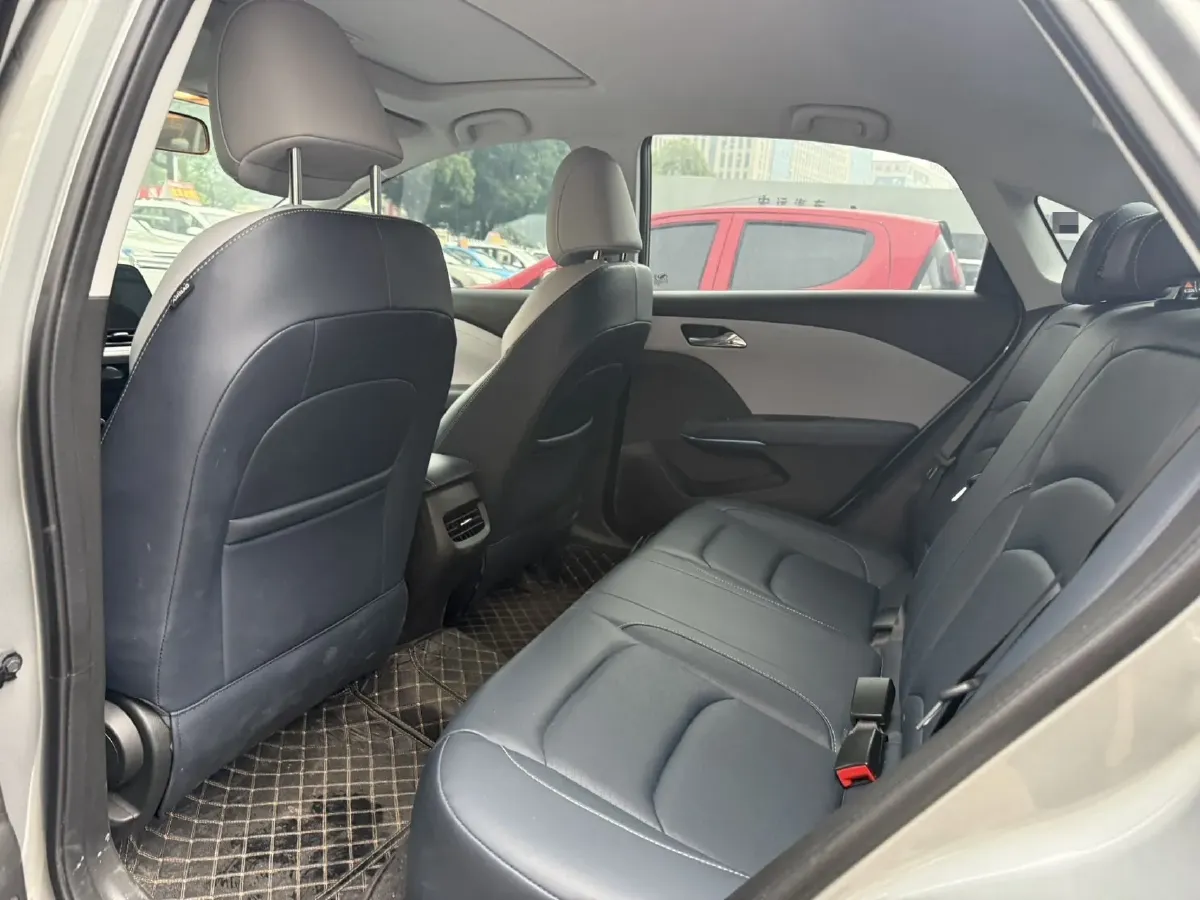2024 Chevrolet Monza 1.5L 113HP L4 6DCT,autocango,china used car exporter,china ev exporter,chinese used car exporter,chinese used ev exporter