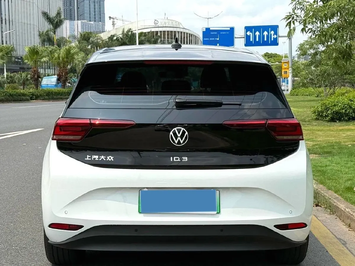 2024 Volkswagen ID.3 BEV 52.8KWH,autocango,china used car exporter,china ev exporter,chinese used car exporter,chinese used ev exporter