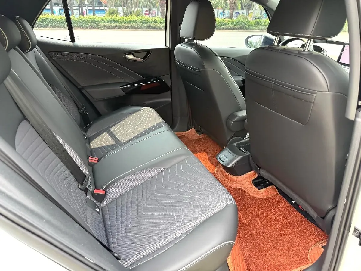 2024 Volkswagen ID.3 BEV 52.8KWH,autocango,china used car exporter,china ev exporter,chinese used car exporter,chinese used ev exporter