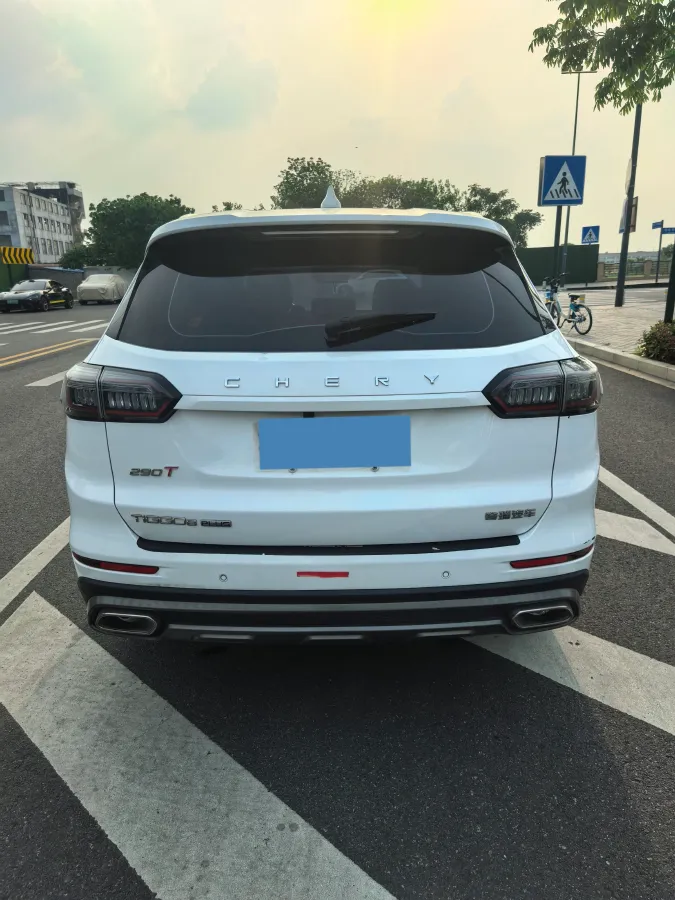2022 Chery Tiggo 8 Plus 1.6T 197HP L4 7DCT,autocango,china used car exporter,china ev exporter,chinese used car exporter,chinese used ev exporter