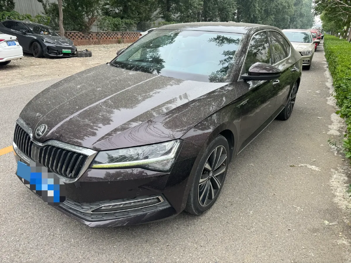 2019 Skoda Superb 2.0T 186HP L4 7DCT,autocango,china used car exporter,china ev exporter,chinese used car exporter,chinese used ev exporter