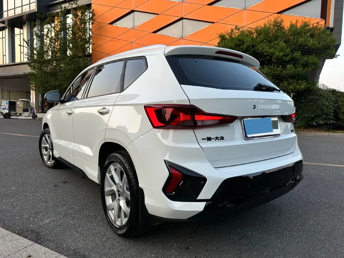 2024 Jetta VS5 1.4T 150HP L4 5MT,autocango,china used car exporter,china ev exporter,chinese used car exporter,chinese used ev exporter