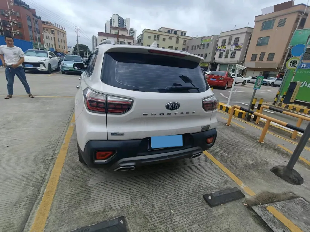 2018 Kia Sportage R 2.0L 160HP L4 6AT,autocango,china used car exporter,china ev exporter,chinese used car exporter,chinese used ev exporter