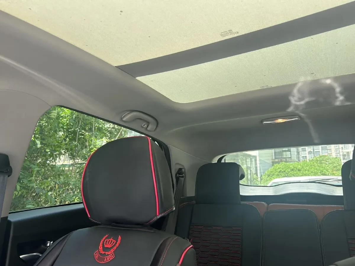 2017 HaiMa S5 Young Edition 1.6L 122HP L4 5MT,autocango,china used car exporter,china ev exporter,chinese used car exporter,chinese used ev exporter