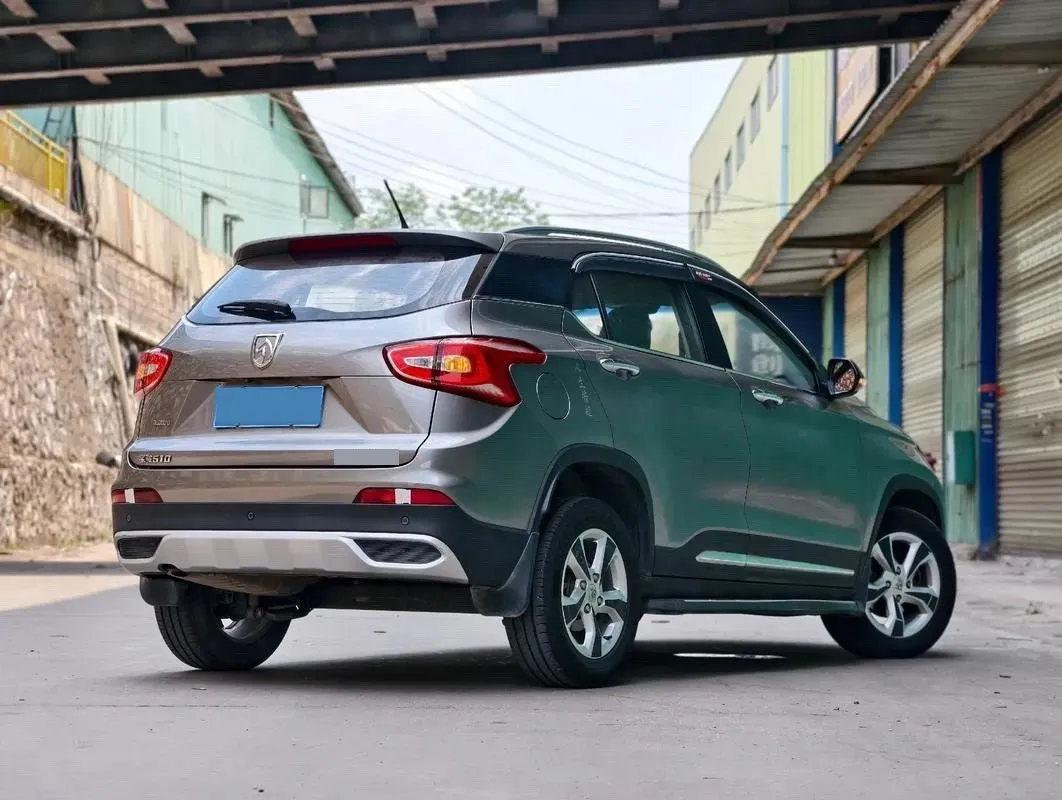 2017 HaiMa S5 Young Edition 1.6L 122HP L4 5MT,autocango,china used car exporter,china ev exporter,chinese used car exporter,chinese used ev exporter