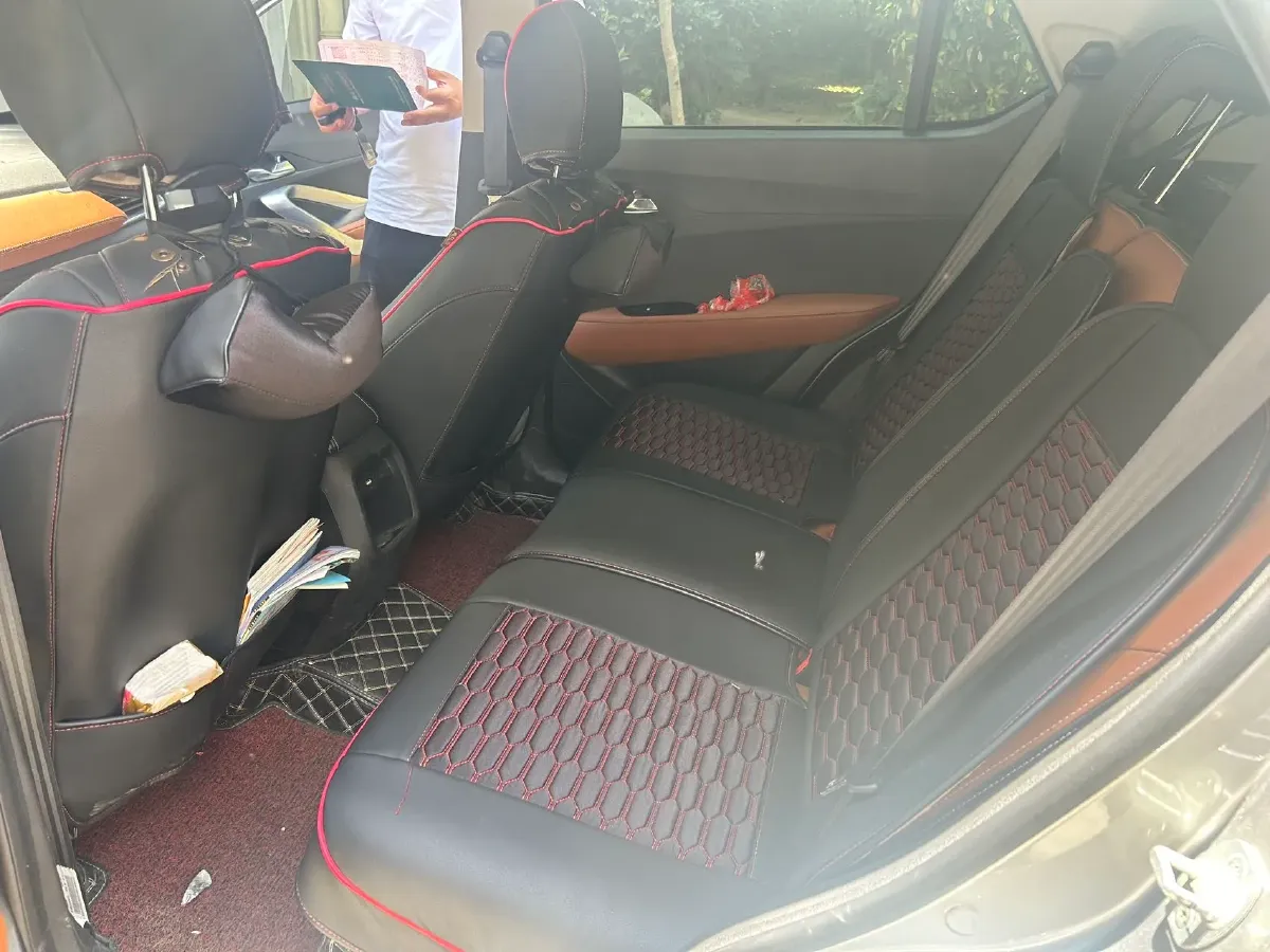 2017 HaiMa S5 Young Edition 1.6L 122HP L4 5MT,autocango,china used car exporter,china ev exporter,chinese used car exporter,chinese used ev exporter