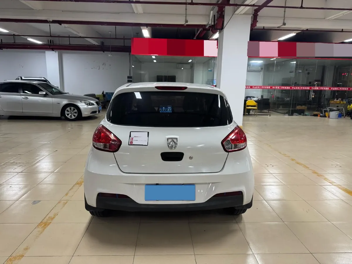 2016 BaoJun 310 1.2L 82HP L4 5MT,autocango,china used car exporter,china ev exporter,chinese used car exporter,chinese used ev exporter