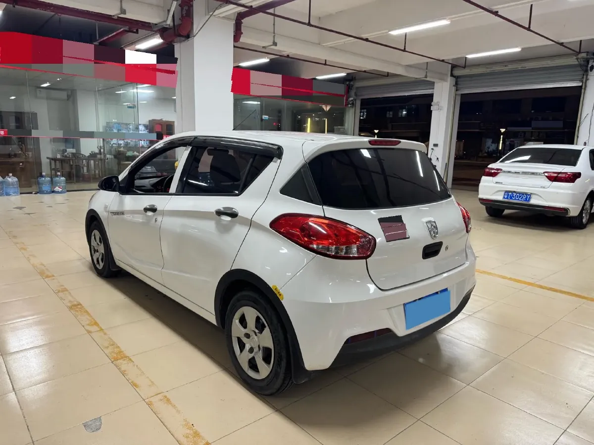 2016 BaoJun 310 1.2L 82HP L4 5MT,autocango,china used car exporter,china ev exporter,chinese used car exporter,chinese used ev exporter