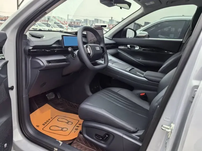 2024 Geely Emgrand L HiP 1.5T 181HP L4 3DHT PHEV 15.5KWH,autocango,china used car exporter,china ev exporter,chinese used car exporter,chinese used ev exporter