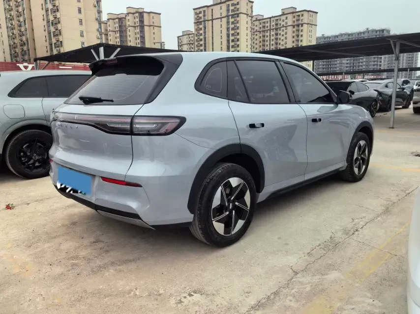 2024 Geely Emgrand L HiP 1.5T 181HP L4 3DHT PHEV 15.5KWH,autocango,china used car exporter,china ev exporter,chinese used car exporter,chinese used ev exporter