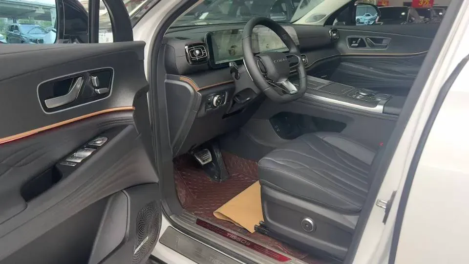 2023 Chery Tiggo 9 2.0T 261HP L4 8AT,autocango,china used car exporter,china ev exporter,chinese used car exporter,chinese used ev exporter