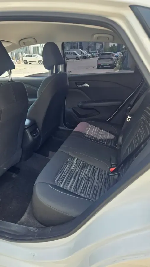 2023 Chevrolet Monza 1.5L 113HP L4 6DCT,autocango,china used car exporter,china ev exporter,chinese used car exporter,chinese used ev exporter