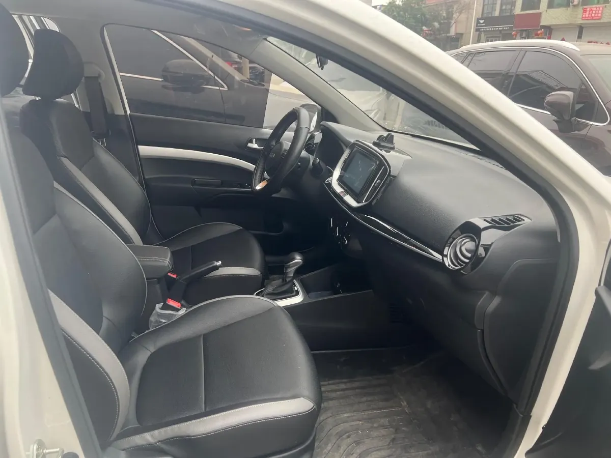 2021 Kia KX1 1.4L 100HP L4 6AT,autocango,china used car exporter,china ev exporter,chinese used car exporter,chinese used ev exporter