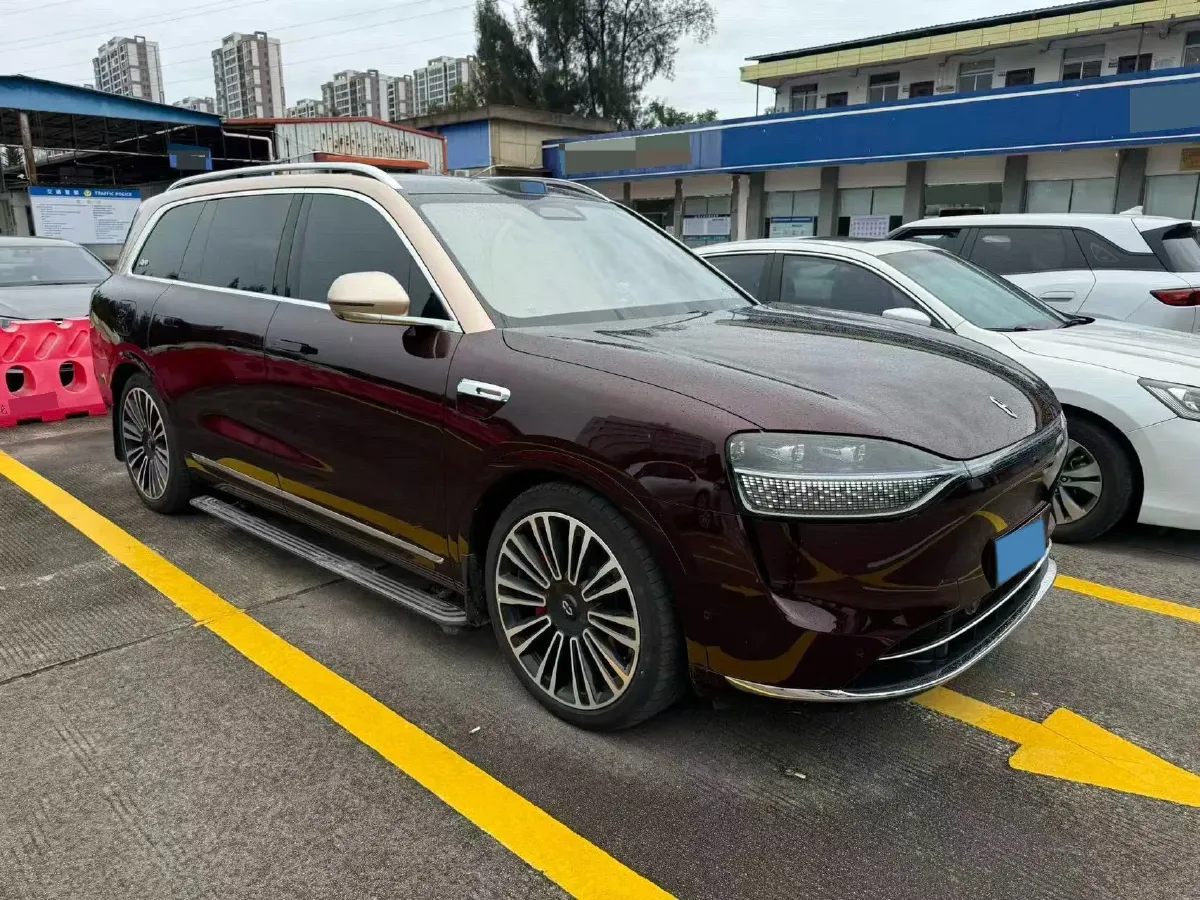 2025 AITO AITO M9 REEV 160HP REEV 52KWH,autocango,china used car exporter,china ev exporter,chinese used car exporter,chinese used ev exporter