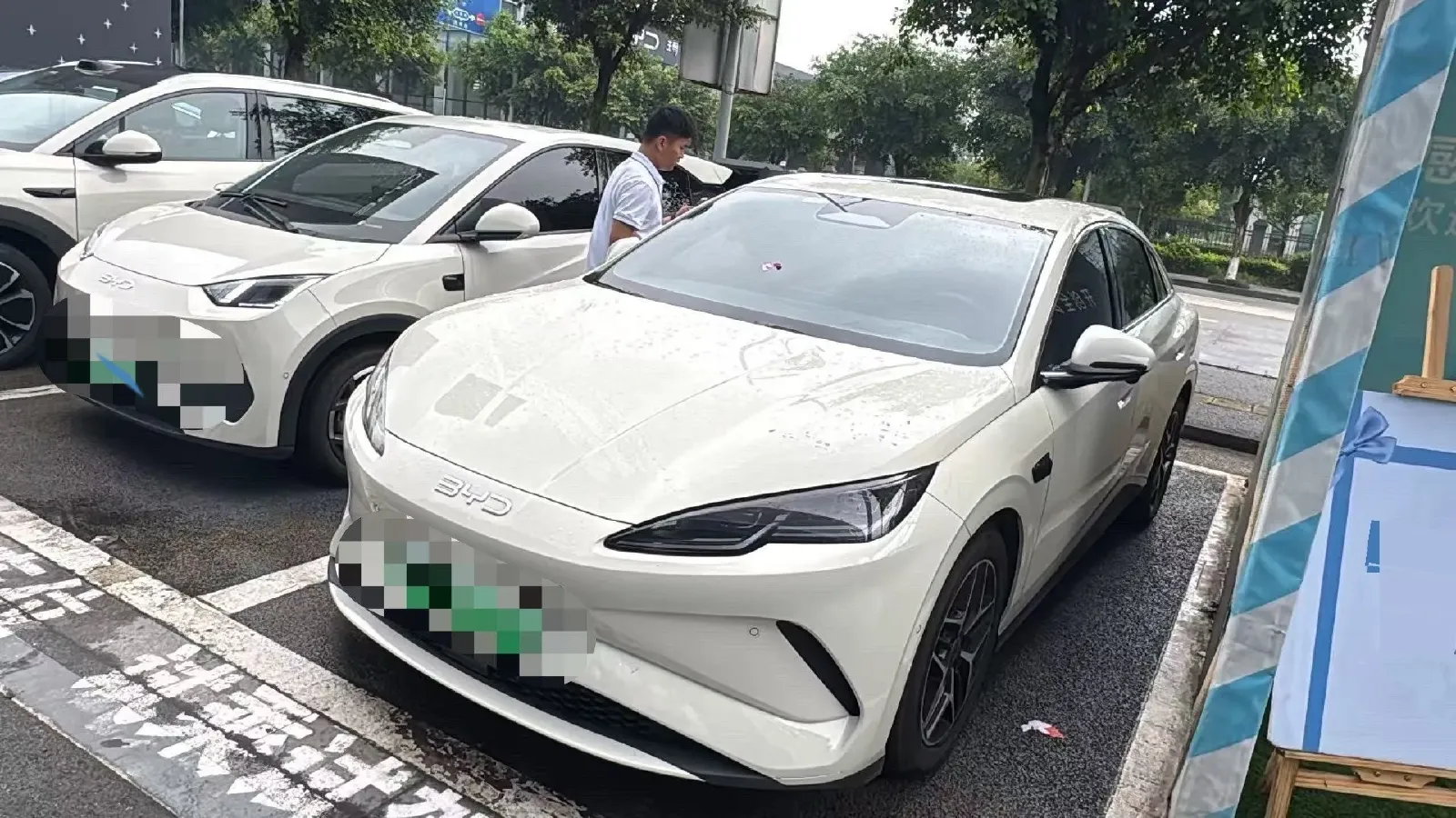 2025 BYD QinL BEV,autocango,china used car exporter,china ev exporter,chinese used car exporter,chinese used ev exporter