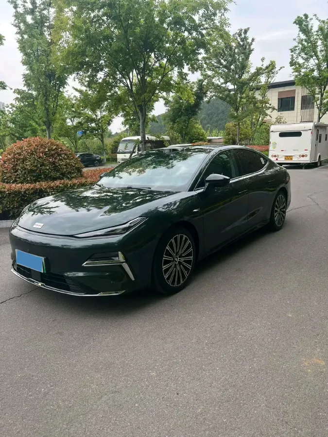 2025 Geely Galaxy Starshine 8 1.5T 163HP L4 3DHT PHEV 27.69KWH,autocango,china used car exporter,china ev exporter,chinese used car exporter,chinese used ev exporter