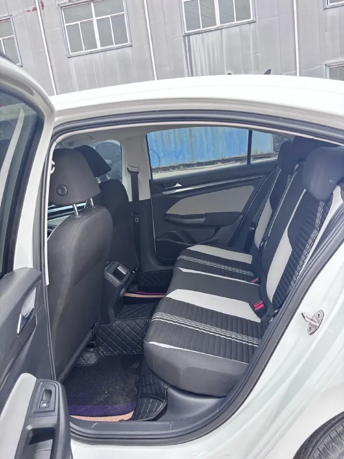 2023 Volkswagen Bora 1.2T 116HP L4 7DCT,autocango,china used car exporter,china ev exporter,chinese used car exporter,chinese used ev exporter