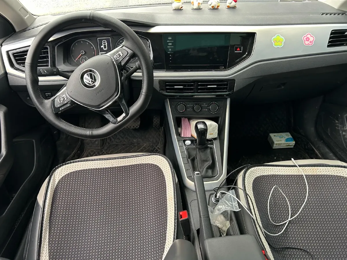 2023 Volkswagen Polo 1.5L 113HP L4 6AT,autocango,china used car exporter,china ev exporter,chinese used car exporter,chinese used ev exporter