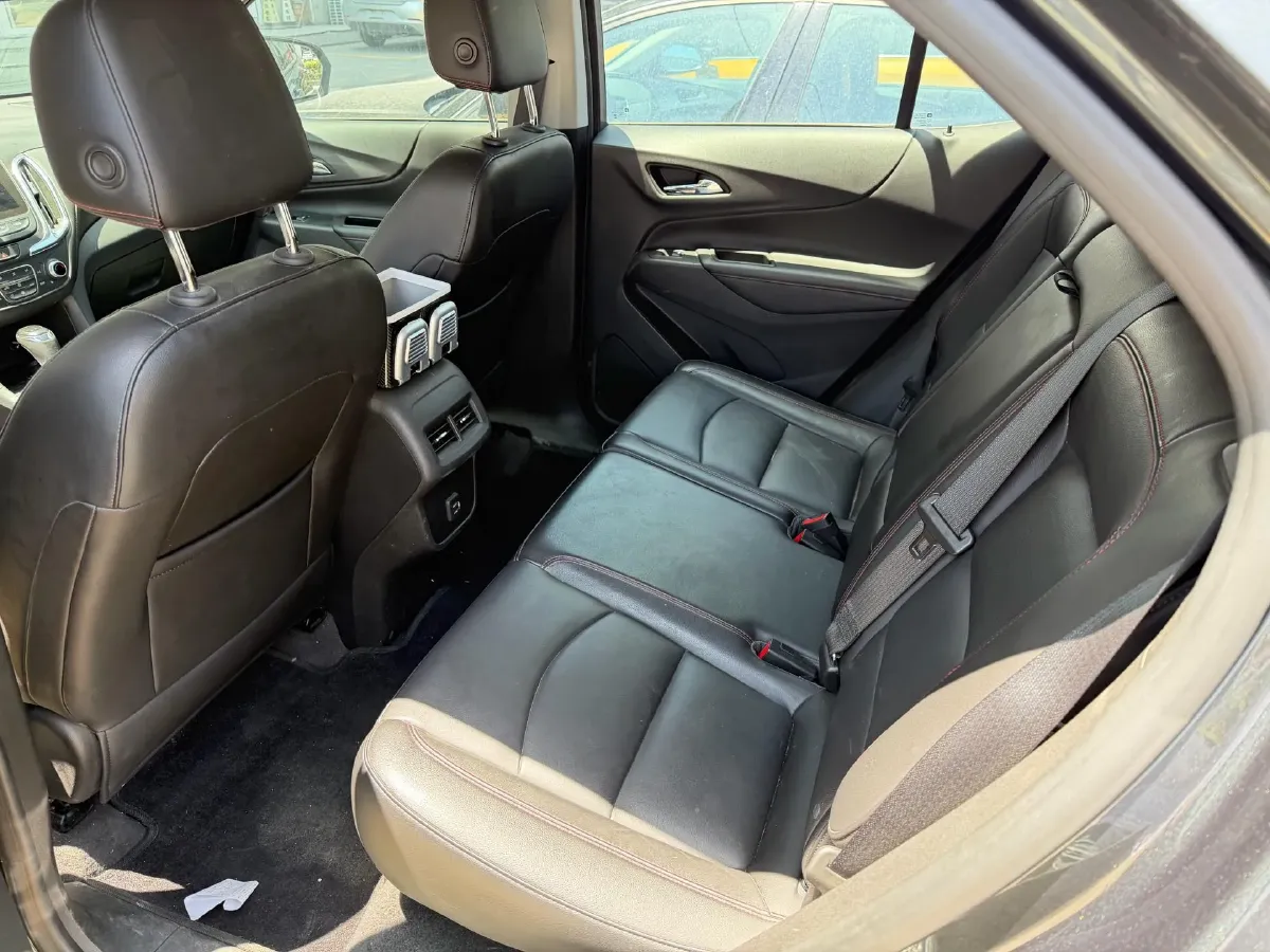 2019 Chevrolet Equinox 2.0T 260HP L4 9AT,autocango,china used car exporter,china ev exporter,chinese used car exporter,chinese used ev exporter