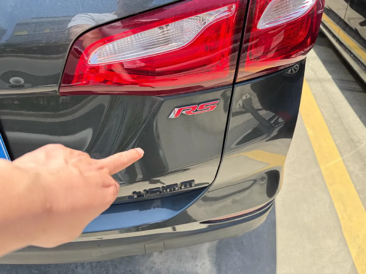 2019 Chevrolet Equinox 2.0T 260HP L4 9AT,autocango,china used car exporter,china ev exporter,chinese used car exporter,chinese used ev exporter