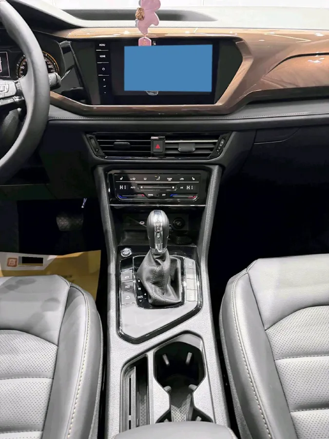 2021 Volkswagen Tharu 1.4T 150HP L4 7DCT,autocango,china used car exporter,china ev exporter,chinese used car exporter,chinese used ev exporter