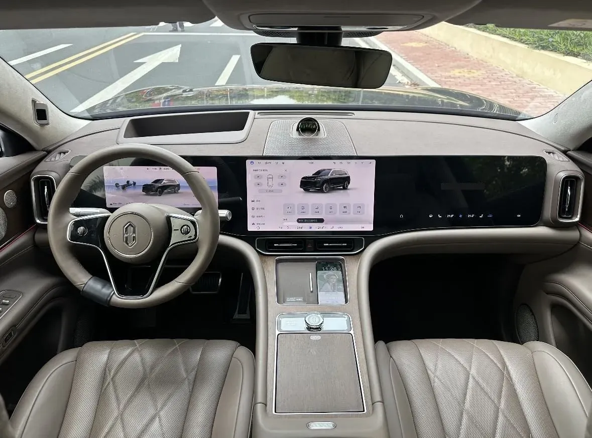 2025 AITO AITO M9 REEV 160HP REEV,autocango,china used car exporter,china ev exporter,chinese used car exporter,chinese used ev exporter
