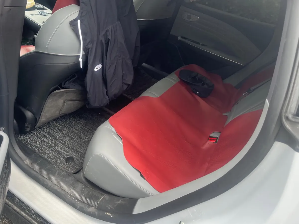 2024 Geely Galaxy E8 BEV 76KWH,autocango,china used car exporter,china ev exporter,chinese used car exporter,chinese used ev exporter