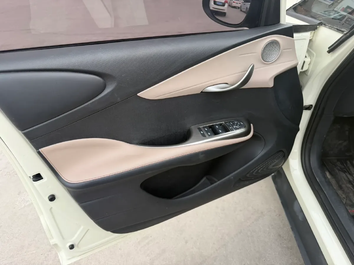 2023 BYD Dolphin BEV 44.928KWH,autocango,china used car exporter,china ev exporter,chinese used car exporter,chinese used ev exporter
