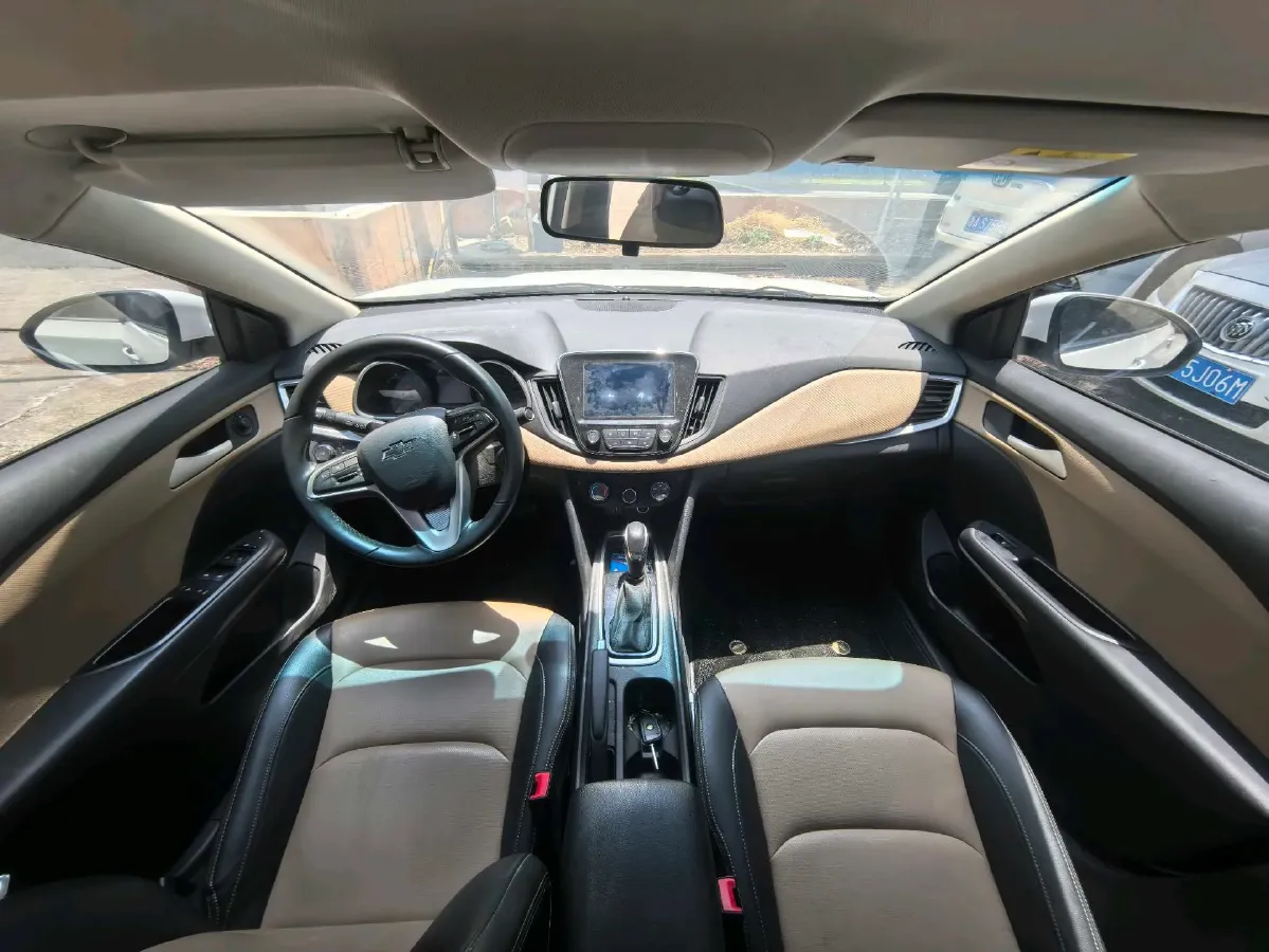 2020 Chevrolet Monza 1.5L 113HP L4 6AT,autocango,china used car exporter,china ev exporter,chinese used car exporter,chinese used ev exporter