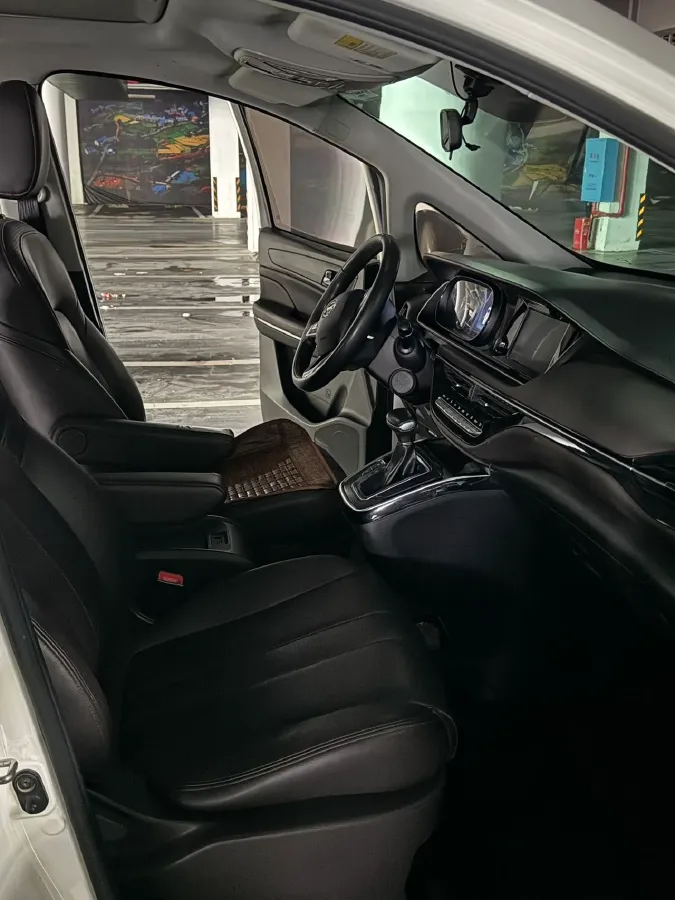 2021 GAC Trumpchi M6 1.5T 169HP L4 7DCT,autocango,china used car exporter,china ev exporter,chinese used car exporter,chinese used ev exporter